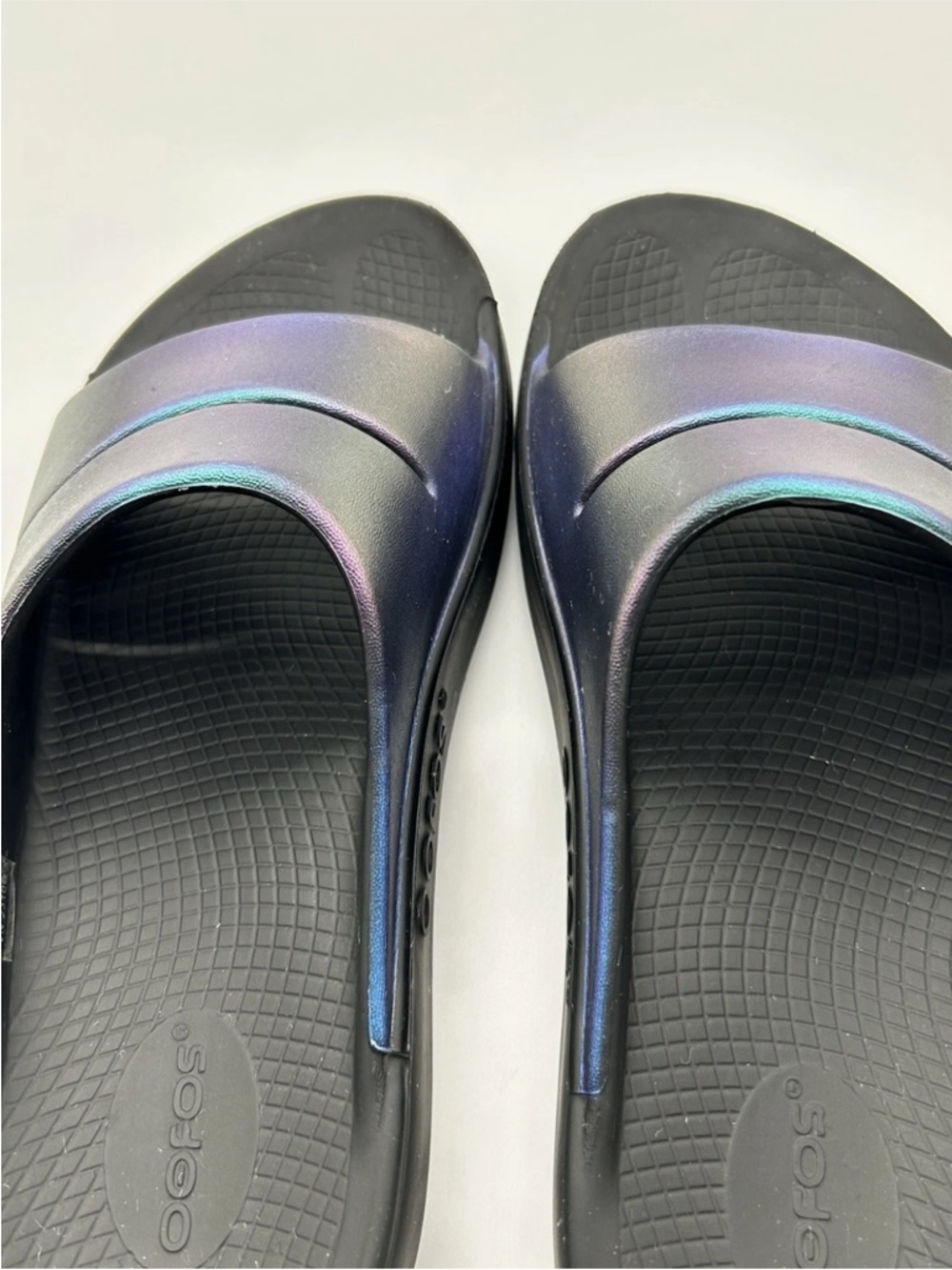 OOFOS Iridescent Slide Sandals in Black with Blue-Green Sheen - Picture 6 of 9